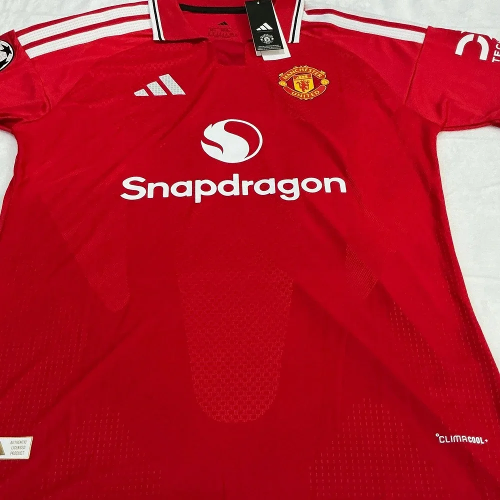 Adidas Manchester United 26/27 home jersey - Bruno Fernandes #8 Player V Size XL